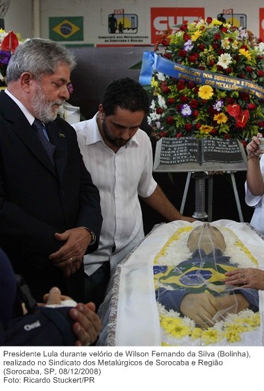 Presidente Lula durante velório de Wilson Fernando da Silva (Bolinha), realizado no Sindicato dos Metalúrgicos de Sorocaba e Região.