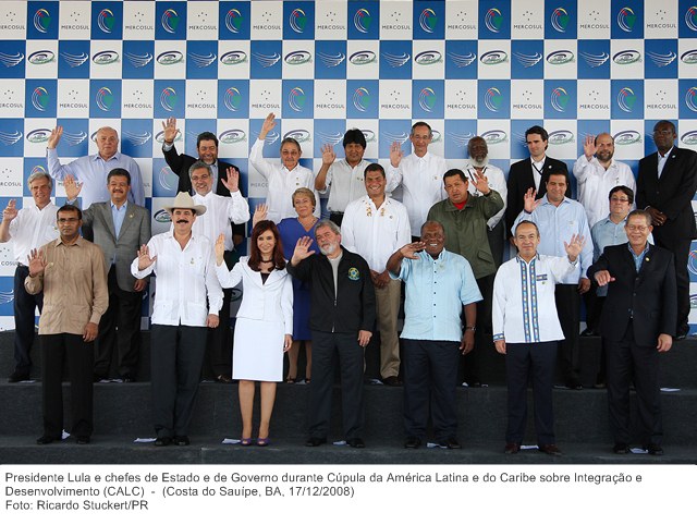 Presidente Lula e chefes de Estado e de Governo durante Cúpula da América Latina e do Caribe sobre Integração e Desenvolvimento (CALC).