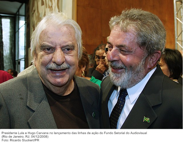 Presidente Lula e Hugo Carvana no lançamento das linhas de ação do Fundo Setorial do Audiovisual.