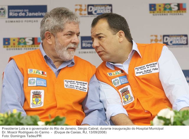 Presidente Lula e o governador do Rio de Janeiro, Sérgio Cabral, durante inauguração do Hospital Municipal Dr. Moacir Rodrigues do Carmo.