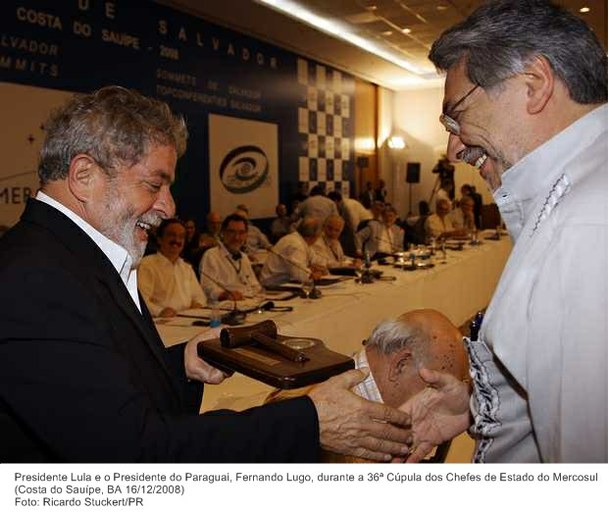 Presidente Lula e o Presidente do Paraguai, Fernando Lugo, durante a 36ª Cúpula dos Chefes de Estado do Mercosul (2)