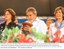 Presidente Lula, entre a ministra da Casa Civil, Dilma Rousseff (E), e a gov. do RGS, Yeda Crusius (D), durante cerimônia de assinatura de ordens de serviço do inicio das obras do PAC.