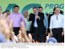 Presidente Lula, entre o governador do Piauí, Wellington Dias, e o ministro da Justiça, Tarso Genro, durante cerimônia de assinatura de ordens de serviço de início de obras do PAC.