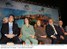 Presidente Lula, os ministros José Gomes Temporão e Dilma Rousseff, d. Marisa e o governador José Serra durante cerimônia de assinatura de termos de adesão ao Bolsa-Atleta.