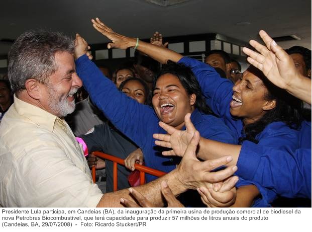 Presidente Lula participa, em Candeias (BA), da inauguração da primeira usina de produção comercial de biodiesel da nova Petrobras Biocombustível.