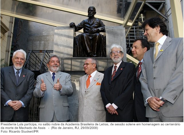 Presidente Lula participa, no salão nobre da Academia Brasileira de Letras, de sessão solene em homenagem ao centenário da morte de Machado de Assis.
