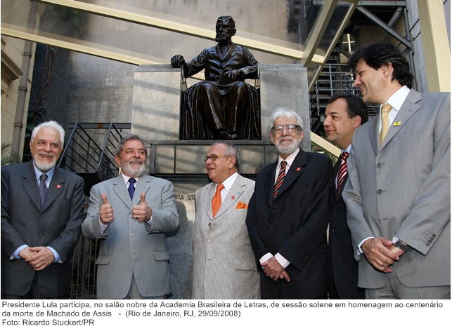 Presidente Lula participa, no salão nobre da Academia Brasileira de Letras, de sessão solene em homenagem ao centenário da morte de Machado de Assis.