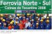 Presidente Lula posa para foto com trabalhadores na cerimônia de inauguração do trecho da Ferrovia Norte-Sul no Tocantins.
