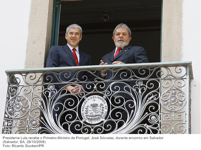 Presidente Lula recebe o Primeiro-Ministro de Portugal, José Sócrates, durante encontro em Salvador.