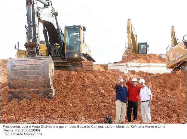 Presidentes Lula e Hugo Chávez e o governador Eduardo Campos visitam obras da Refinaria Abreu e Lima.