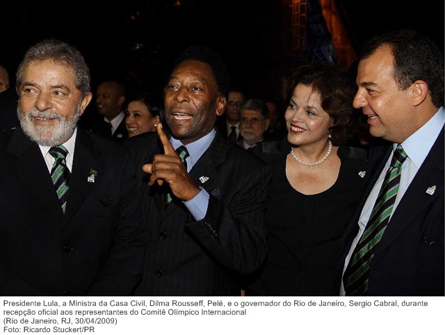 Presidente Lula, a Ministra da Casa Civil, Dilma Rousseff, Pelé, e o governador do Rio de Janeiro, Sergio Cabral, durante recepção oficial aos representantes do Comitê Olímpico Internacional.