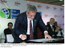 Presidente Lula assina decreto que estabelece procedimentos para o manejo e controle de pragas e doenças para uso na agricultura orgânica.