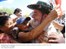 Presidente Lula cumprimenta populares durante visita aos canteiros de obras do rio São Francisco (3).