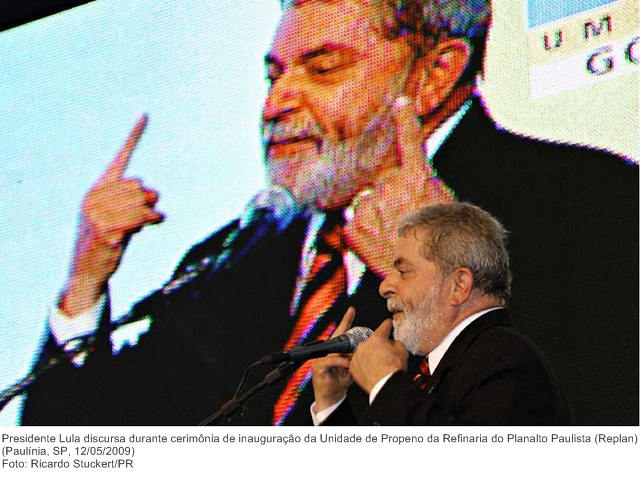 Presidente Lula discursa durante cerimônia de inauguração da Unidade de Propeno da Refinaria do Planalto Paulista (Replan) (2).