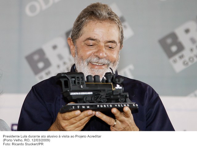 Presidente Lula durante ato alusivo à visita ao Projeto Acreditar.