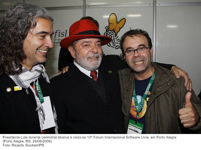 Presidente Lula durante cerimônia alusiva à visita ao 10º Fórum Internacional Software Livre, em Porto Alegre (6).