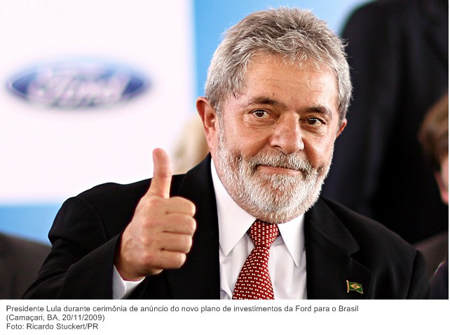 Presidente Lula durante cerimônia de anúncio do novo plano de investimentos da Ford para o Brasil.jpg