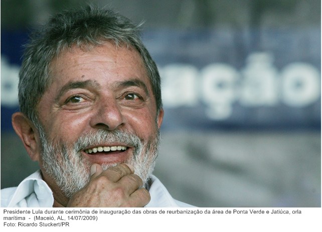 Presidente Lula durante cerimônia de inauguração das obras de reurbanização da área de Ponta Verde e Jatiúca, orla marítima (2).