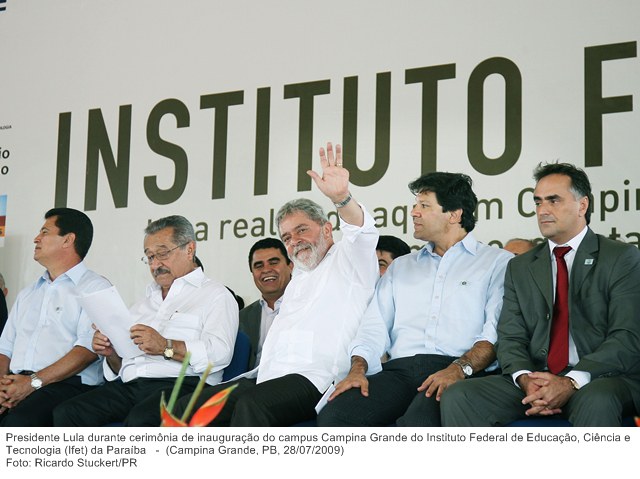 Presidente Lula durante cerimônia de inauguração do campus Campina Grande do Instituto Federal de Educação, Ciência e Tecnologia.