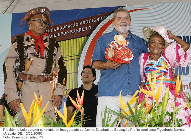 Presidente Lula durante cerimônia de inauguração do Centro Estadual de Educação Profissional José Figueiredo Barreto (3).