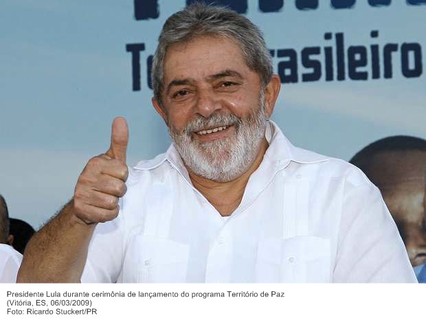Presidente Lula durante cerimônia de lançamento do programa Território de Paz.