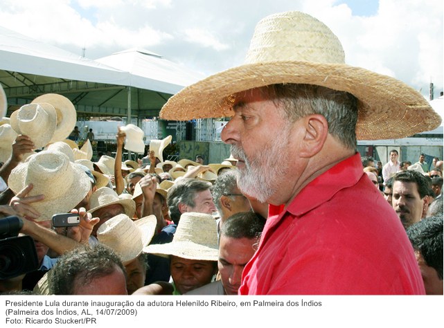 Presidente Lula durante inauguração da adutora Helenildo Ribeiro, em Palmeira dos Índios.
