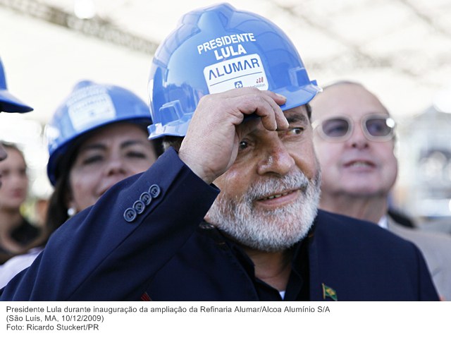Presidente Lula durante inauguração da ampliação da Refinaria AlumarAlcoa Alumínio SA.
