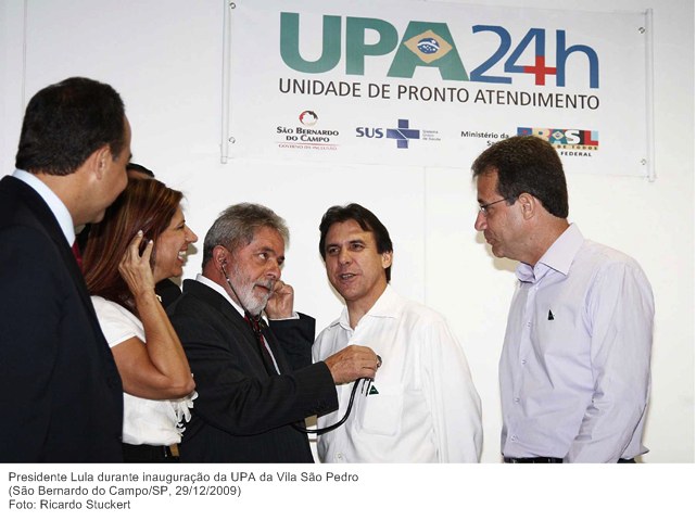 Presidente Lula durante inauguração da UPA da Vila São Pedro.