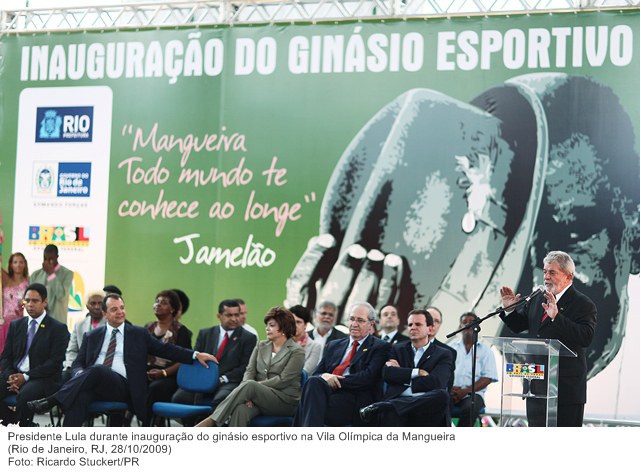 Presidente Lula durante inauguração do ginásio esportivo na Vila Olímpica da Mangueira (2).
