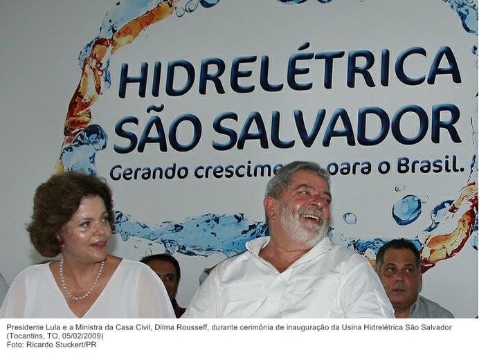 Presidente Lula e a Ministra da Casa Civil, Dilma Rousseff, durante cerimônia de inauguração da Usina Hidrelétrica São Salvador.jpg