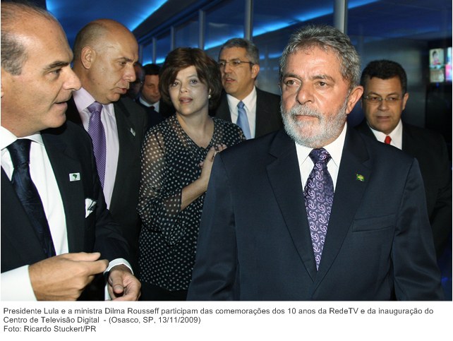 Presidente Lula e a ministra Dilma Rousseff participam das comemorações dos 10 anos da RedeTV e da inauguração do Centro de Televisão Digital (2).jpg