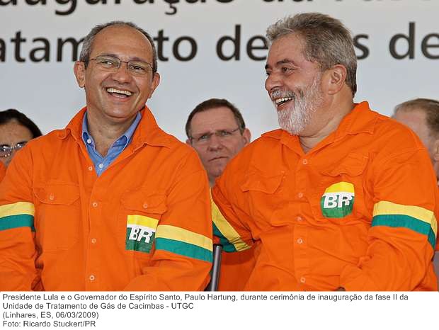 Presidente Lula e o Governador do Espírito Santo, Paulo Hartung, durante cerimônia de inauguração da fase II da Unidade de Tratamento de Gás de Cacimbas - UTGC.jpg