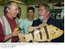 Presidente Lula e o ministro Carlos Minc em lançamento do programa mutirão Arco Verde Terra Legal nos estados de Mato Grosso, Pará e Rondônia, em Alta Floresta.jpg