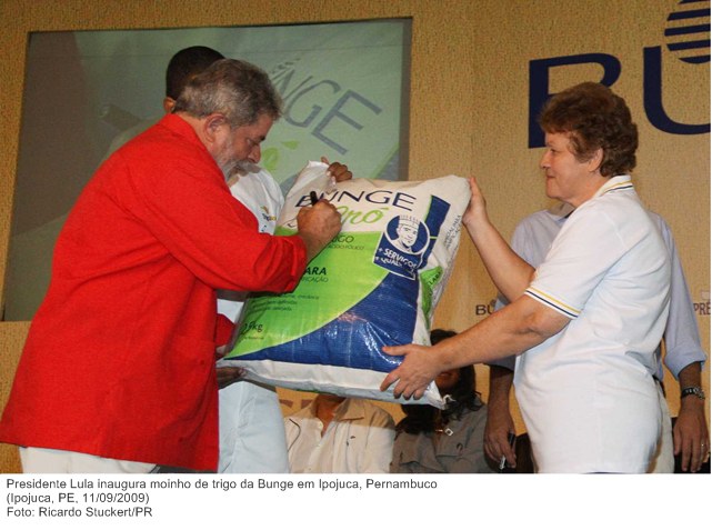 Presidente Lula inaugura moinho de trigo da Bunge em Ipojuca, Pernambuco.jpg