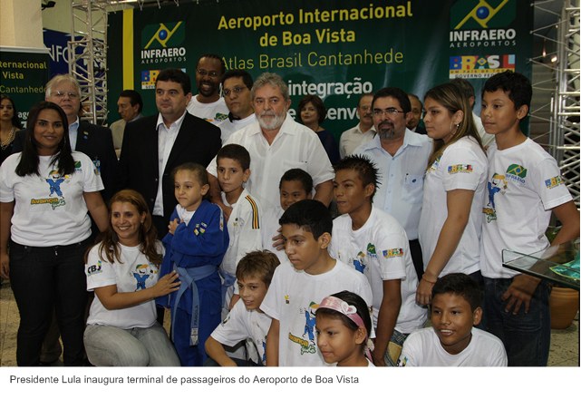 Presidente Lula inaugura terminal de passageiros do Aeroporto de Boa Vista.jpg