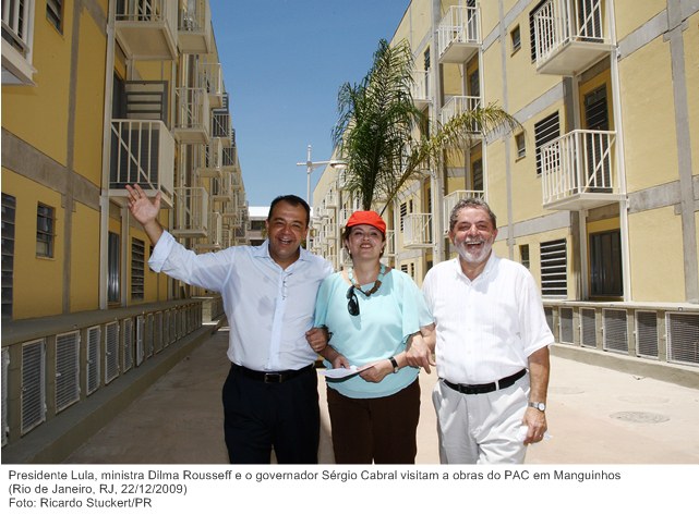 Presidente Lula, ministra Dilma Rousseff e o governador Sérgio Cabral visitam a obras do PAC em Manguinhos.