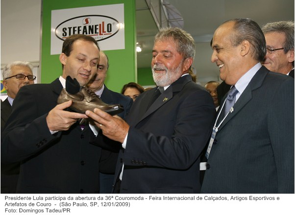 Presidente Lula participa da abertura da 36ª Couromoda - Feira Internacional de Calçados, Artigos Esportivos e Artefatos de Couro (3).jpg