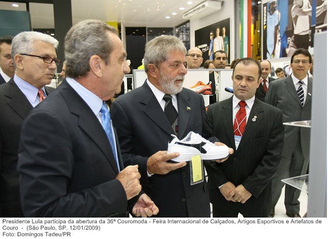 Presidente Lula participa da abertura da 36ª Couromoda - Feira Internacional de Calçados, Artigos Esportivos e Artefatos de Couro.jpg