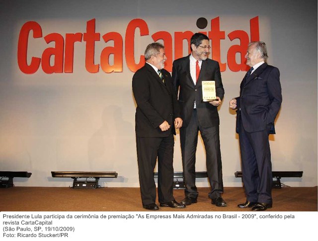 Presidente Lula participa da cerimônia de premiação As Empresas Mais Admiradas no Brasil - 2009, conferido pela revista Carta Capital (2).jpg