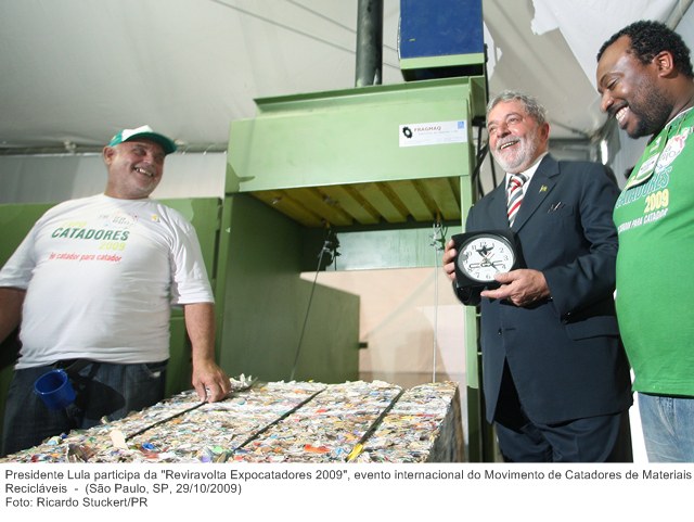 Presidente Lula participa da Reviravolta Expocatadores 2009, evento internacional do Movimento de Catadores de Materiais Recicláveis (2).jpg