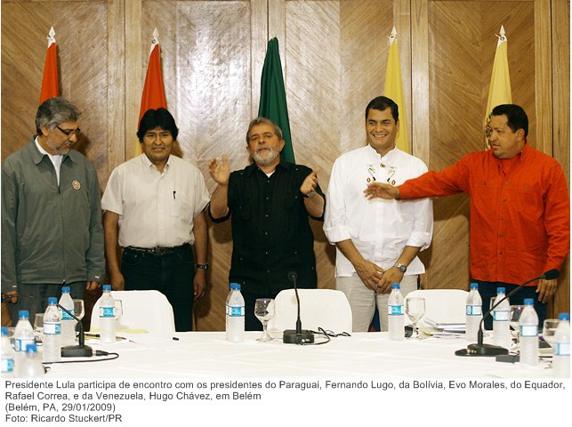 Presidente Lula participa de encontro com os presidentes do Paraguai, Fernando Lugo, da Bolívia, Evo Morales, do Equador, Rafael Correa, e da Venezuela, Hugo Chávez, em Belém.jpg
