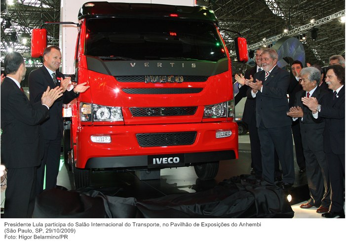 Presidente Lula participa do Salão Internacional do Transporte, no Pavilhão de Exposições do Anhembi.jpg