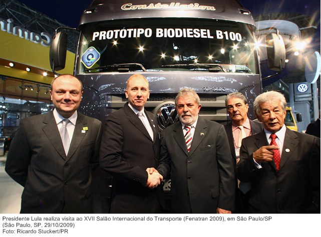 Presidente Lula realiza visita ao XVII Salão Internacional do Transporte (Fenatran 2009), em São Paulo-SP (3).jpg