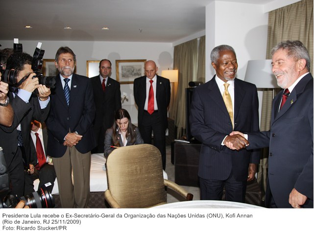 Presidente Lula recebe o Ex-Secretário-Geral da Organização das Nações Unidas (ONU), Kofi Annan.jpg