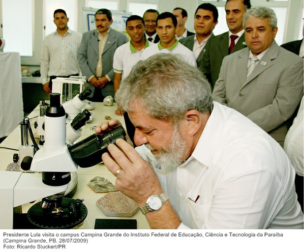 Presidente Lula visita o campus Campina Grande do Instituto Federal de Educação, Ciência e Tecnologia da Paraíba.