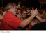 Presidente Lula cumprimenta populares durante chegada a Maceió.