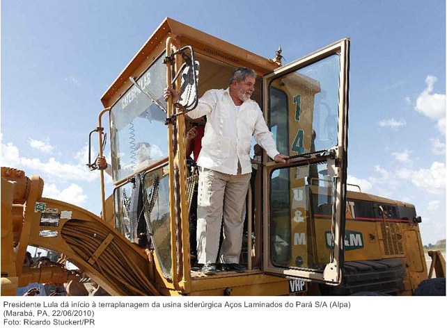 Presidente Lula dá início à terraplanagem da usina siderúrgica Aços Laminados do Pará SA (Alpa) (2)