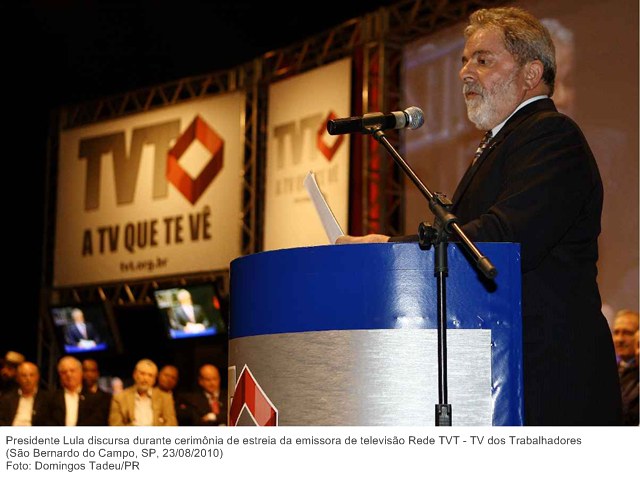 Presidente Lula discursa durante cerimônia de estreia da emissora de televisão Rede TVT - TV dos Trabalhadores