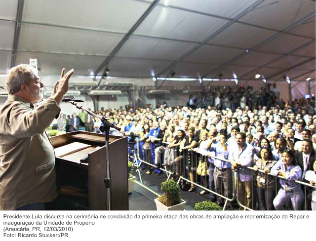 Presidente Lula discursa na cerimônia de conclusão da primeira etapa das obras de ampliação e modernização da Repar e inauguração da Unidade de Propeno.