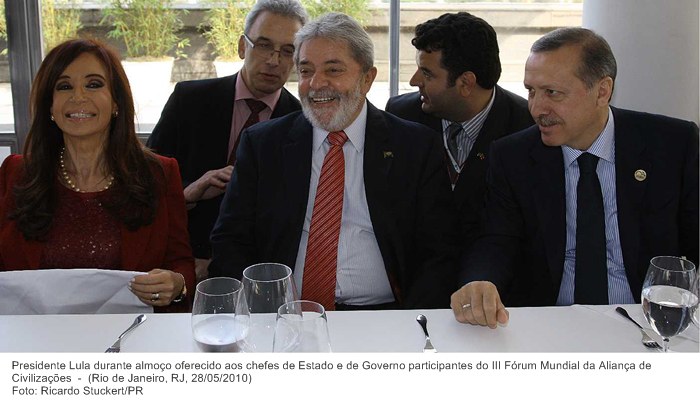 Presidente Lula durante almoço oferecido aos chefes de Estado e de Governo participantes do III Fórum Mundial da Aliança de Civilizações.